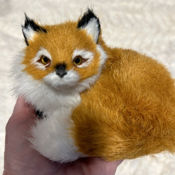 Stuffed fox - Picture 3 of 3